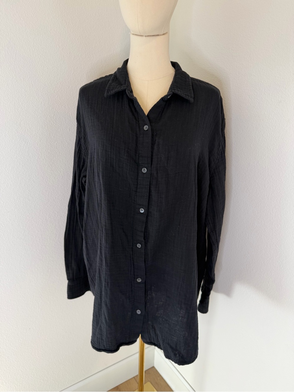 Aritzia Wilfred Black Oversized Button Down Shirt Size Large 100% Cotton